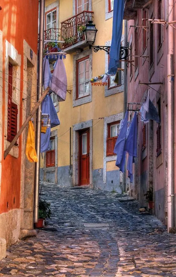 Charming Apartment I Historical Center Lisbon 0*,